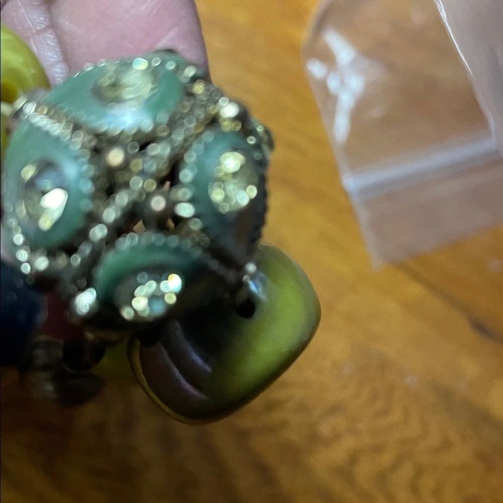 Vintage Green and Silver lucite Beaded stretch Bracelet
